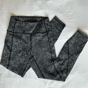 Lululemon “Fast and Free High-Rise Tight Crop” Leggings